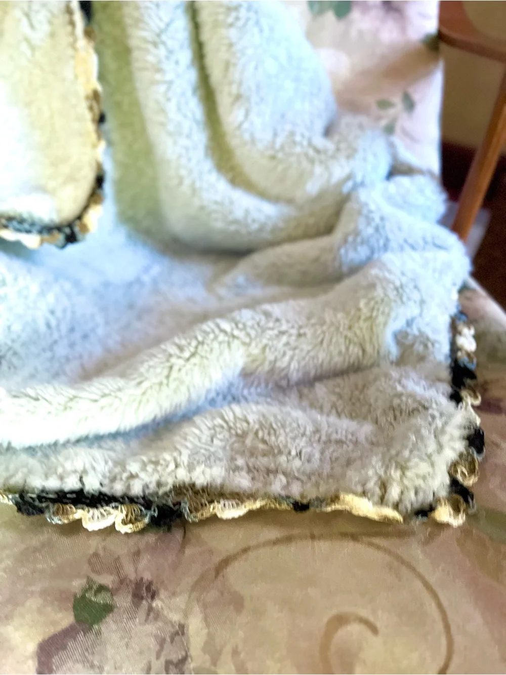 Plush White Sherpa Throw Blanket with Decorative Trim
